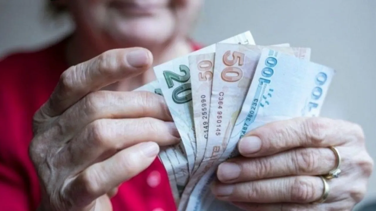 65 yaş üstü 2 milyon kişi yoksulluk içinde!